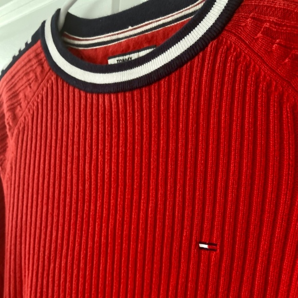 Tommy Hilfiger Denim Knit Sweater (M) - Picture 2 of 7